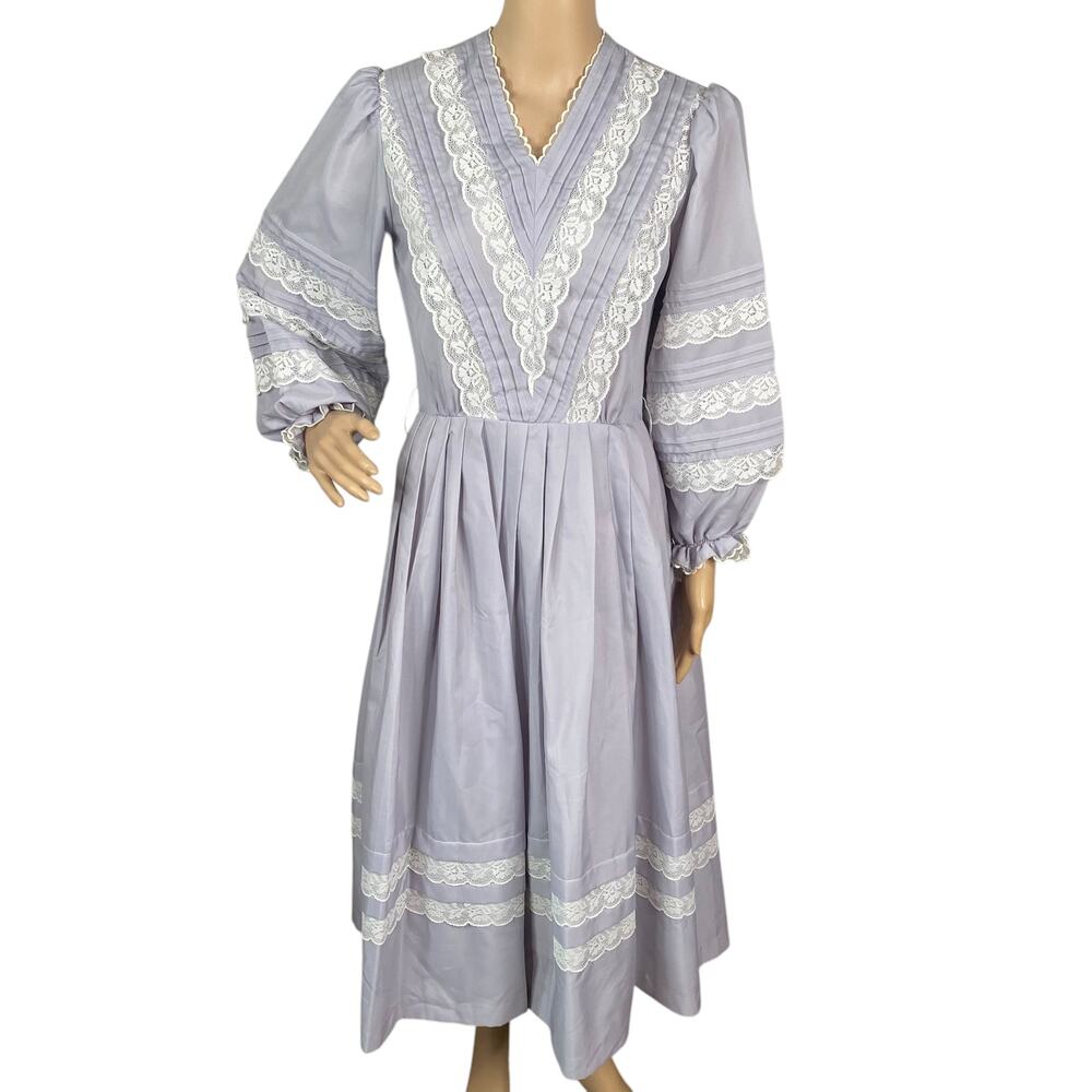 Annie Gough Vtg Gray White Lace Prairie Cottagecore Midi Dress SZ 8